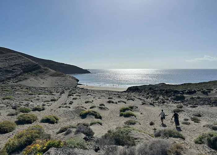 Oceanfront Oasis By The Sands In Дом отдыха Эль-Медано