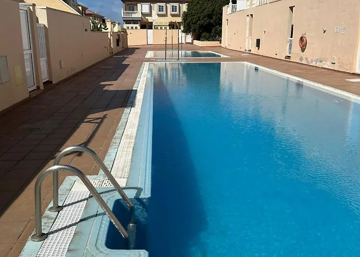 Oceanfront Oasis By The Sands In Дом отдыха Эль-Медано