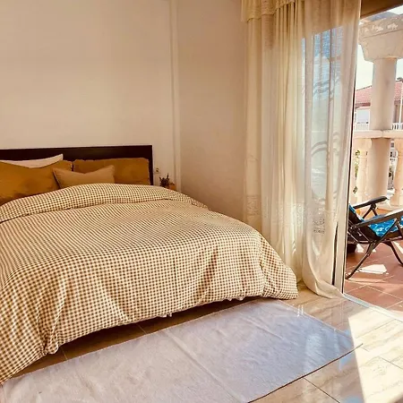 Oceanfront Oasis By The Sands In Dom wakacyjny